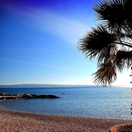 Luxury Seaside Apartment Сплит Екстериор снимка